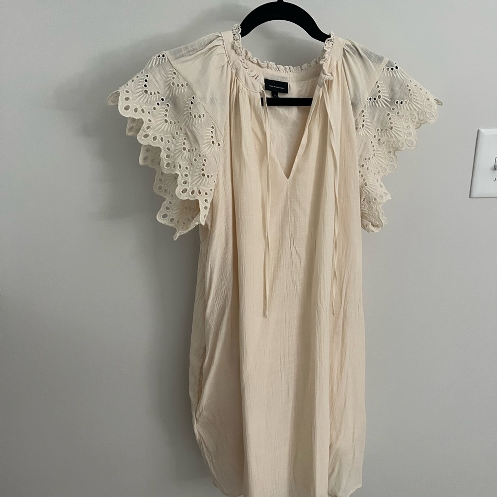 Elegant Cream Lace Sleeve Dress